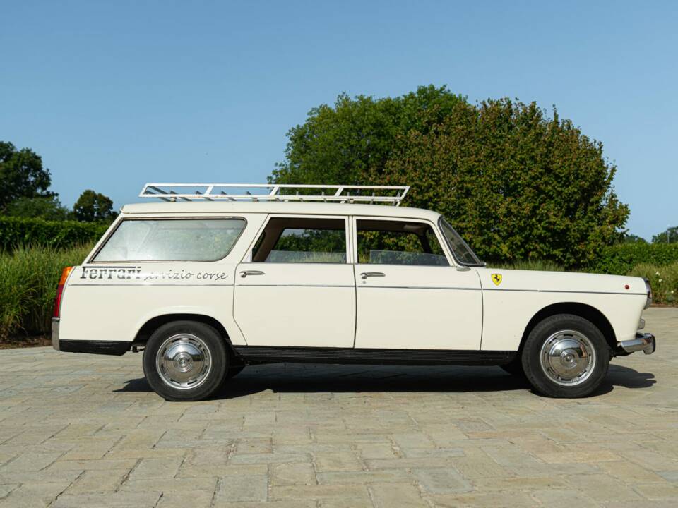 Immagine 4/50 di Peugeot 404 Familiale (1965)