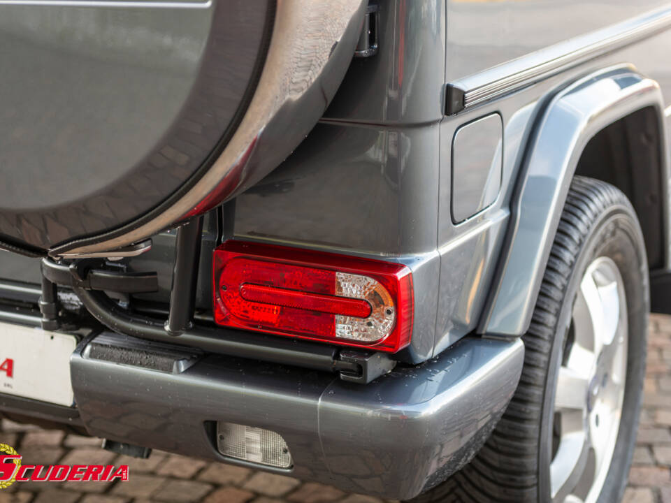 Image 13/25 of Mercedes-Benz G 350 CDI (2009)