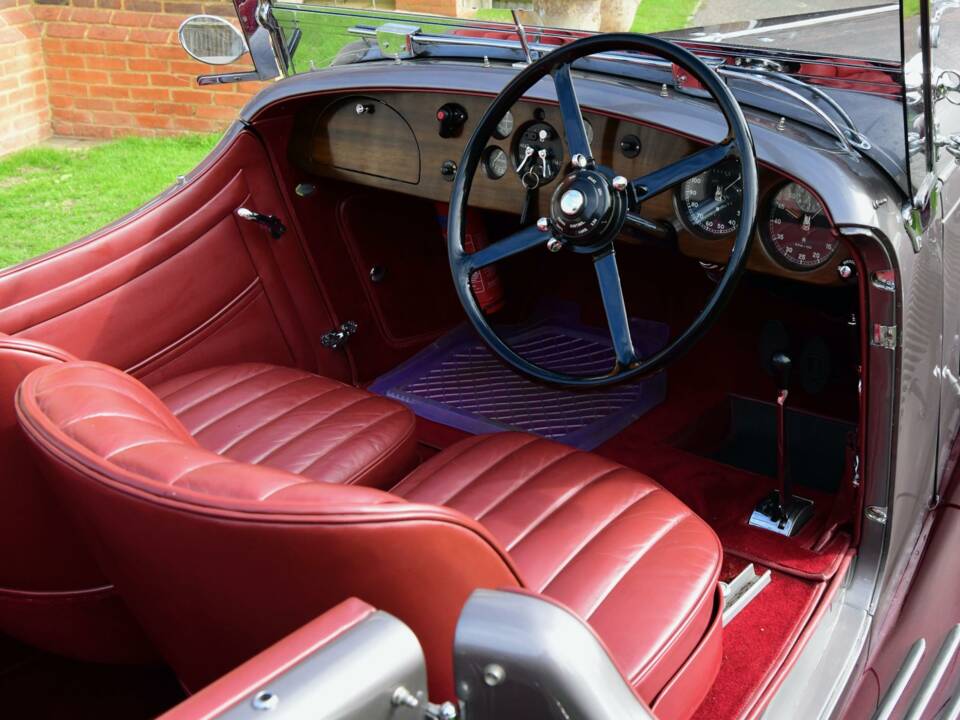Image 38/70 of Bentley 3 1/2 Litre (1934)