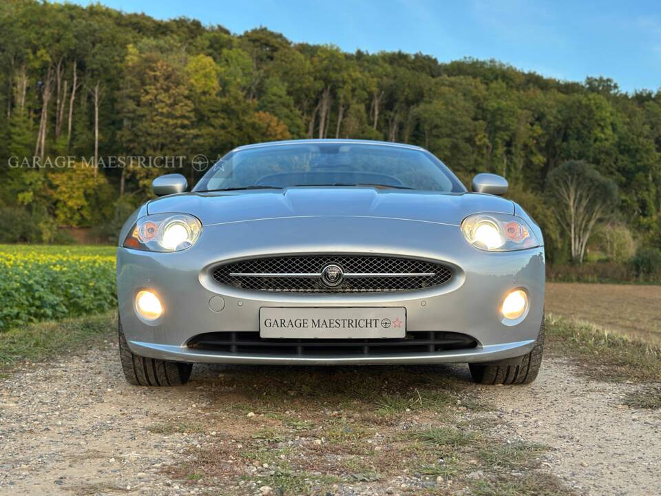 Image 61/84 de Jaguar XK 4.2 (2006)