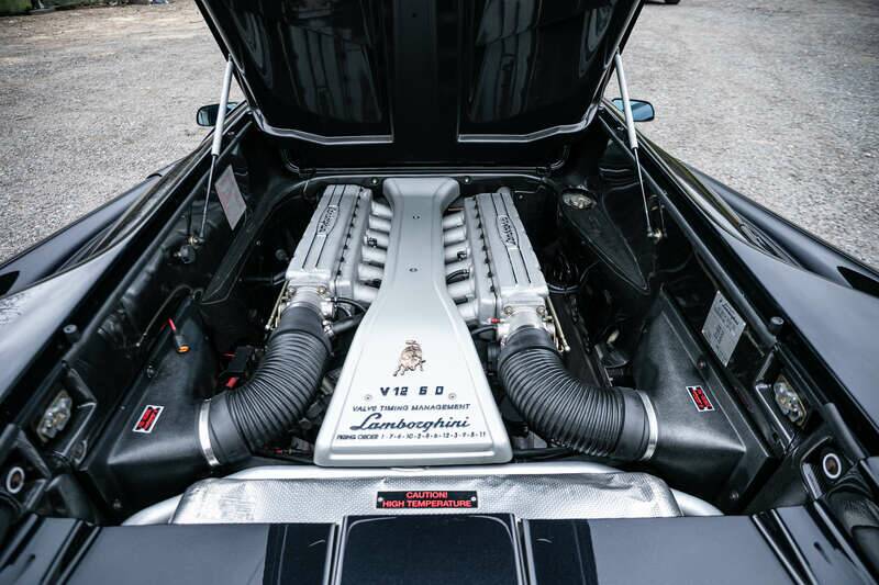 Image 11/43 of Lamborghini Diablo VT 6.0 (2000)