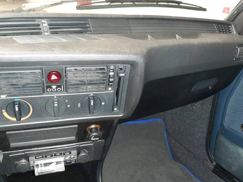 Image 9/22 of BMW 320/6 (1981)