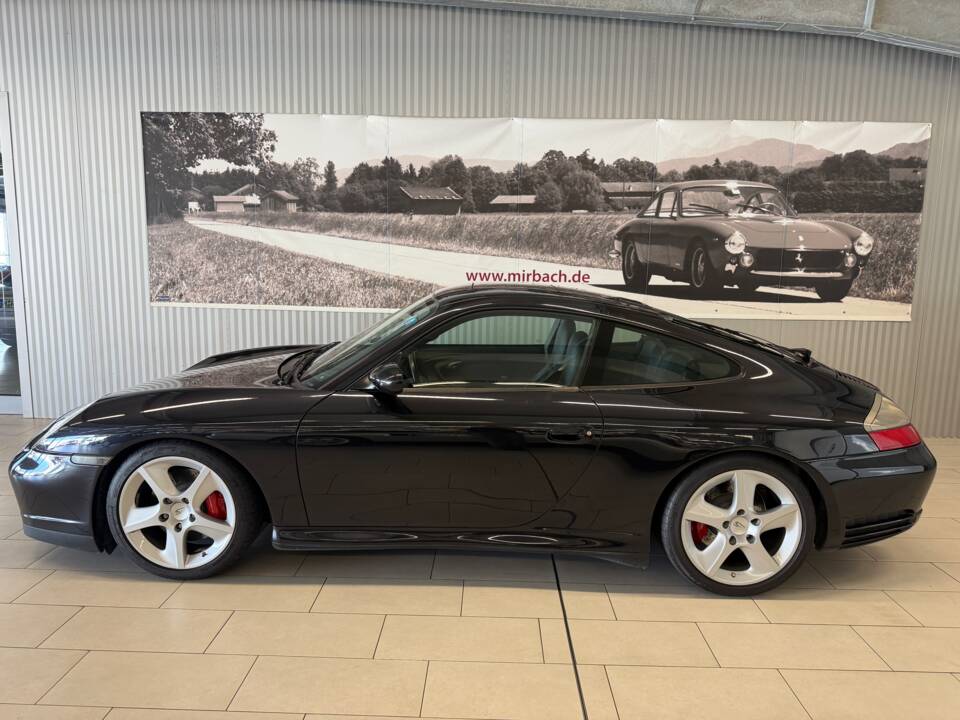 Bild 1/18 von Porsche 911 Carrera 4S (2003)