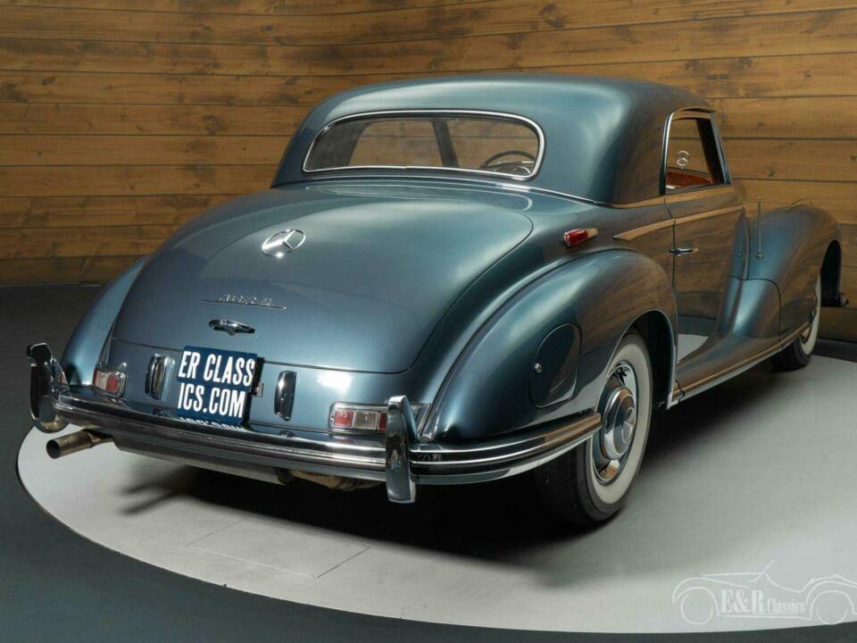 Image 15/31 of Mercedes-Benz 300 S (1953)