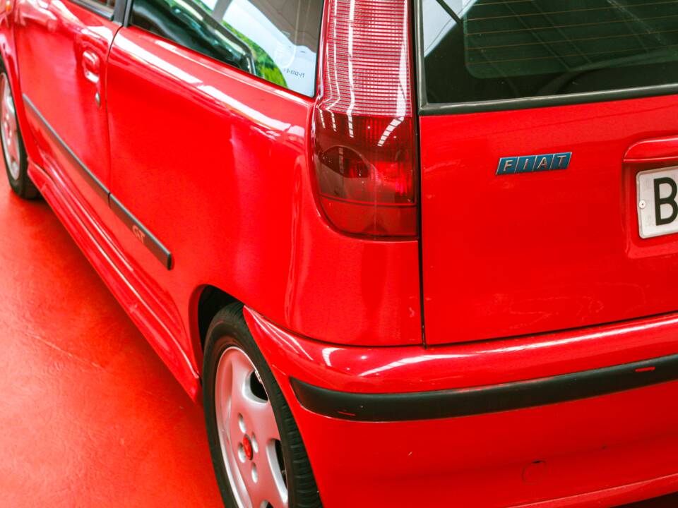 Image 11/39 of FIAT Punto GT (1995)