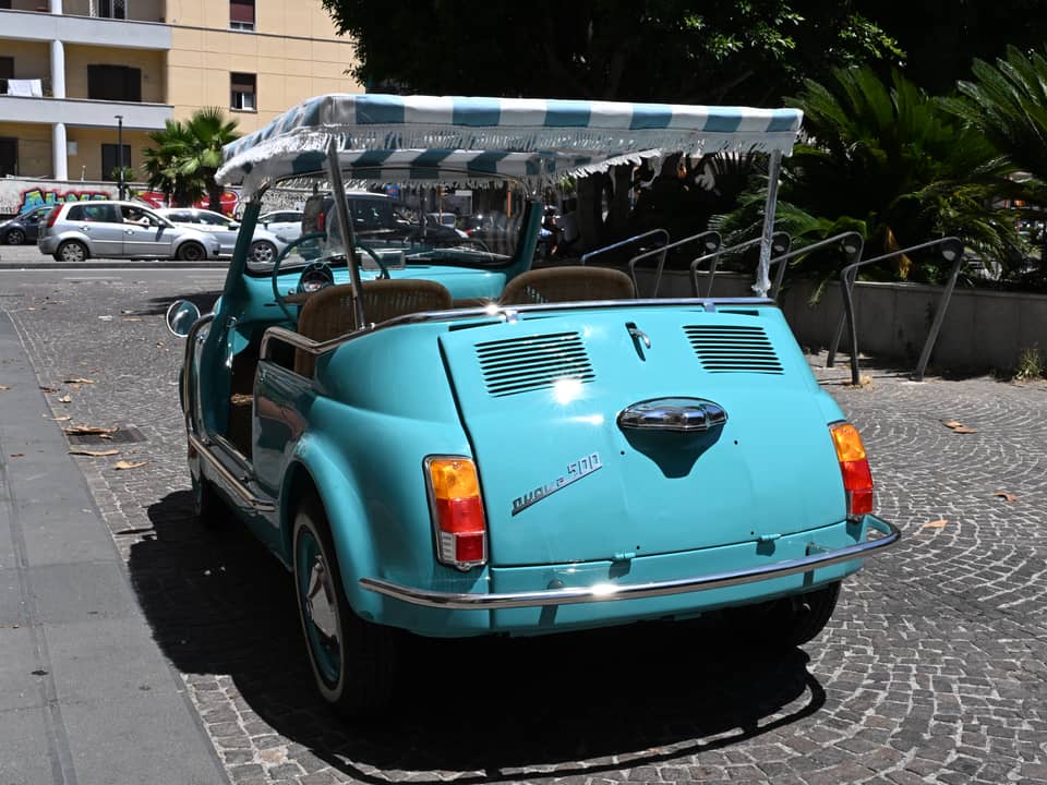 Image 13/90 of FIAT Ghia 500 Jolly (1970)