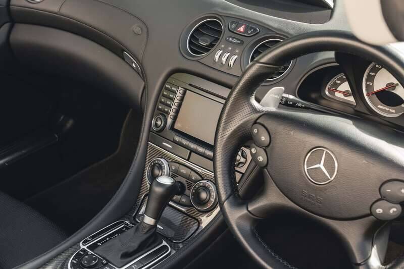 Image 44/50 de Mercedes-Benz SL 55 AMG (2006)
