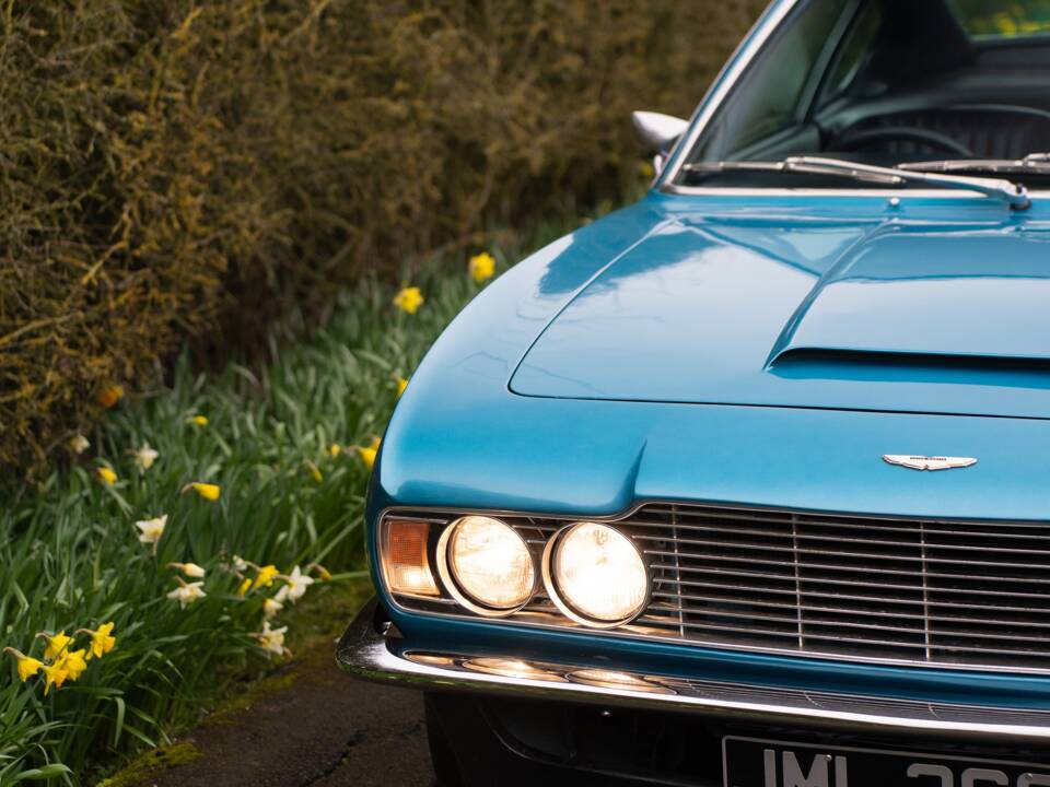 Afbeelding 18/50 van Aston Martin DBS V8 (1972)