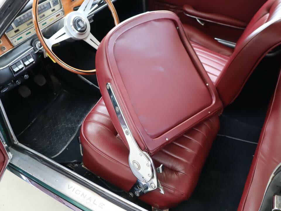 Bild 48/50 von FIAT 1300 Vignale (1965)