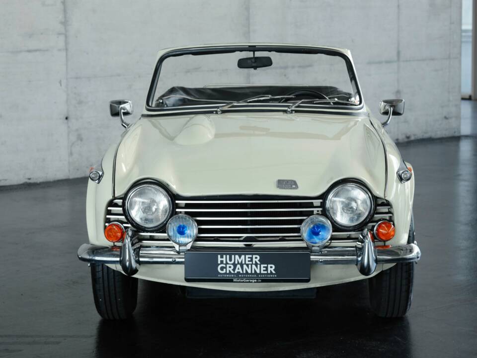 Bild 10/44 von Triumph TR 250 (1968)