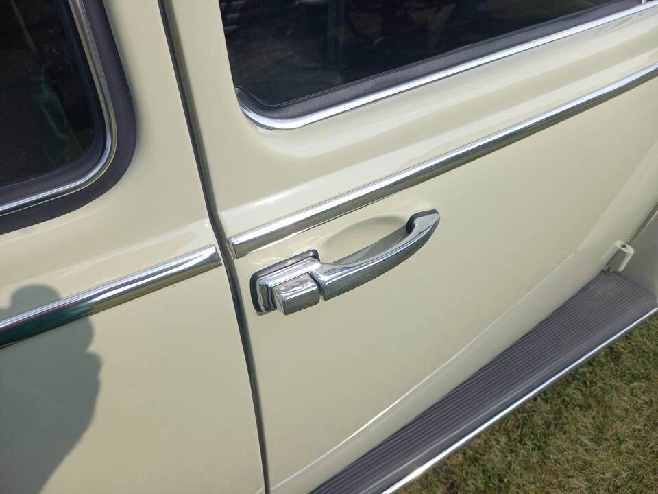 Image 39/137 of Volkswagen Beetle 1200 (1965)