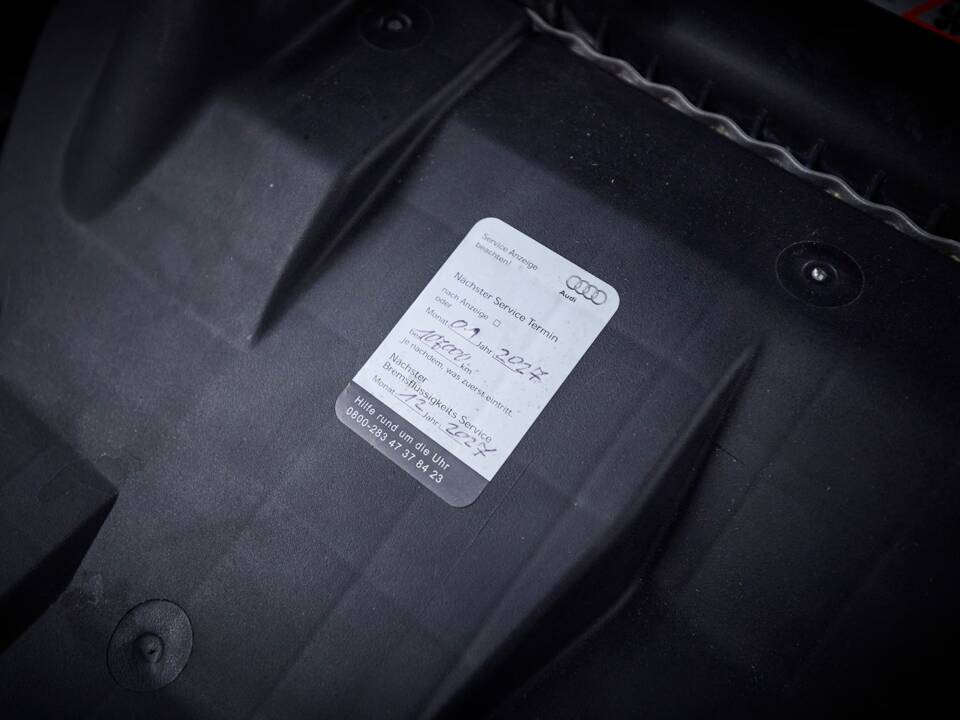 Image 80/99 of Audi RS2 Avant (1994)