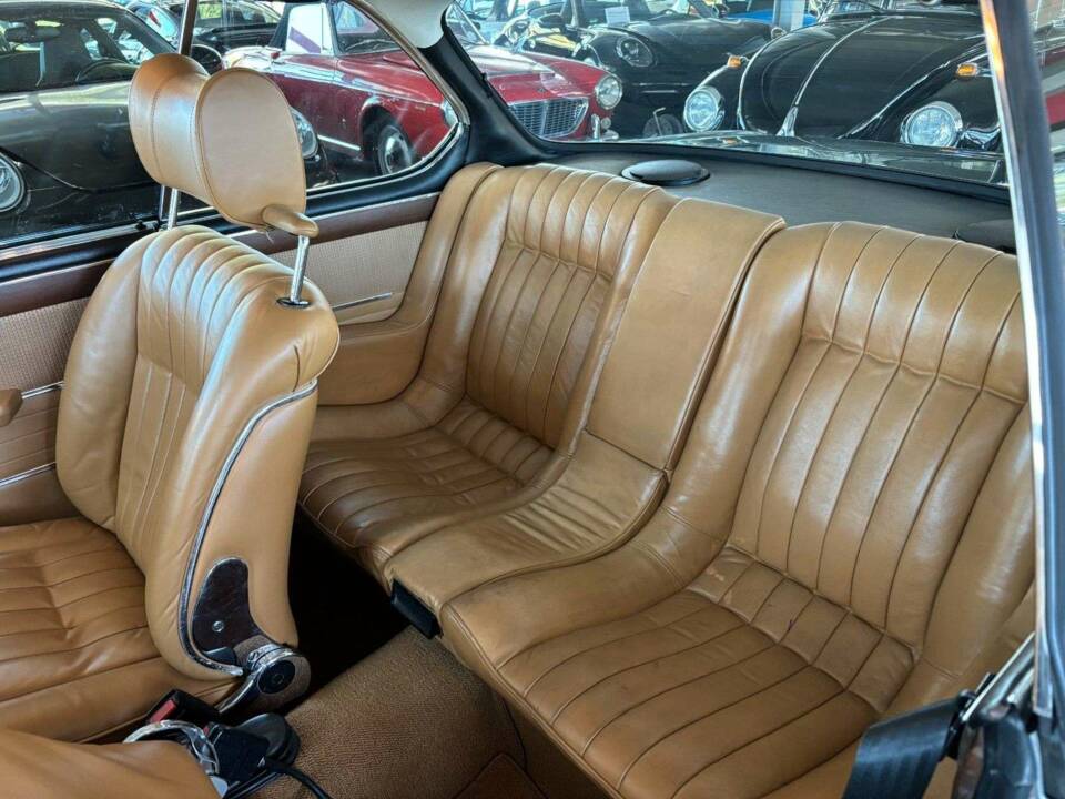 Immagine 16/26 di BMW 3.0 CSi (1971)