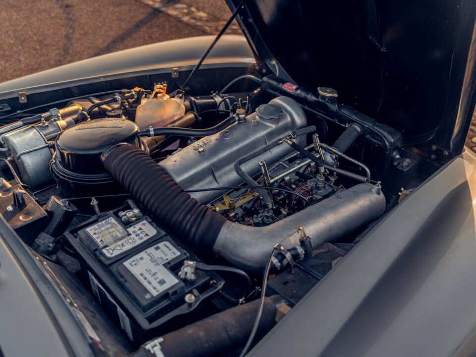 Bild 9/9 von Mercedes-Benz 190 SL (1961)
