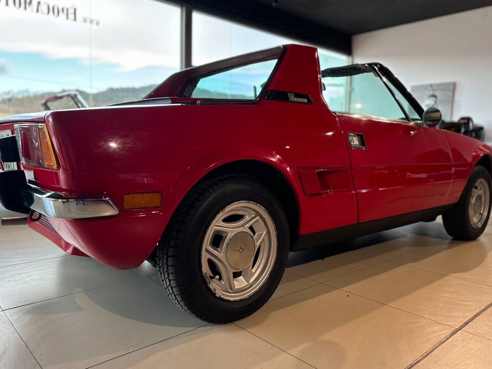 Image 13/28 of FIAT X 1&#x2F;9 (1990)