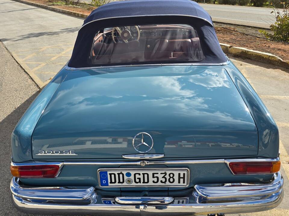 Immagine 19/40 di Mercedes-Benz 300 SE (1964)