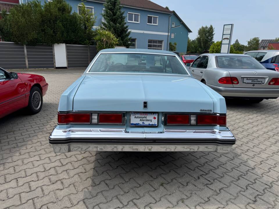 Imagen 6/64 de Oldsmobile Delta 88 Royale (1979)
