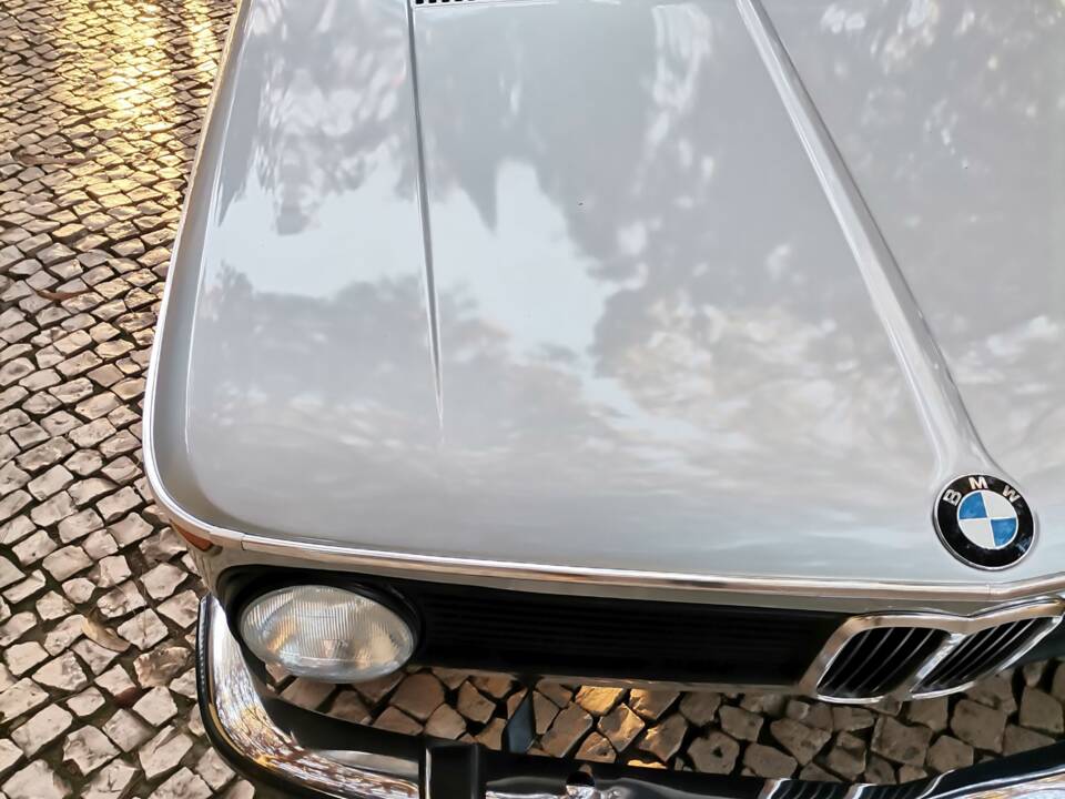 Image 64/82 de BMW 2002 tii Touring (1974)