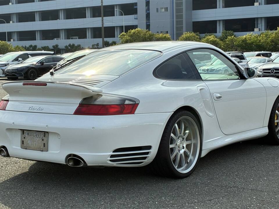 Bild 6/46 von Porsche 911 Turbo (2004)