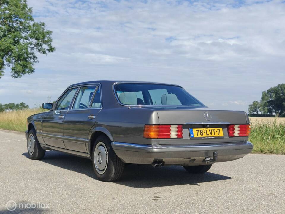 Bild 11/39 von Mercedes-Benz 420 SEL (1986)