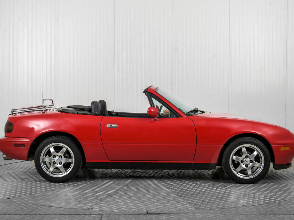 Afbeelding 10/50 van Mazda MX-5 1.6 (1990)