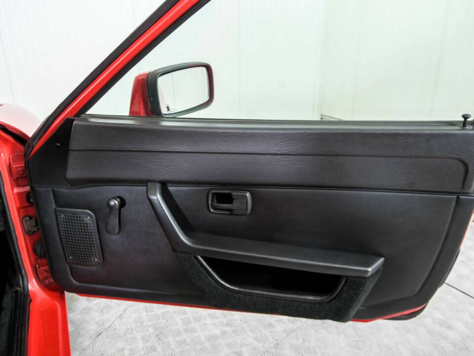 Afbeelding 34/50 van Porsche 924 S (1986)