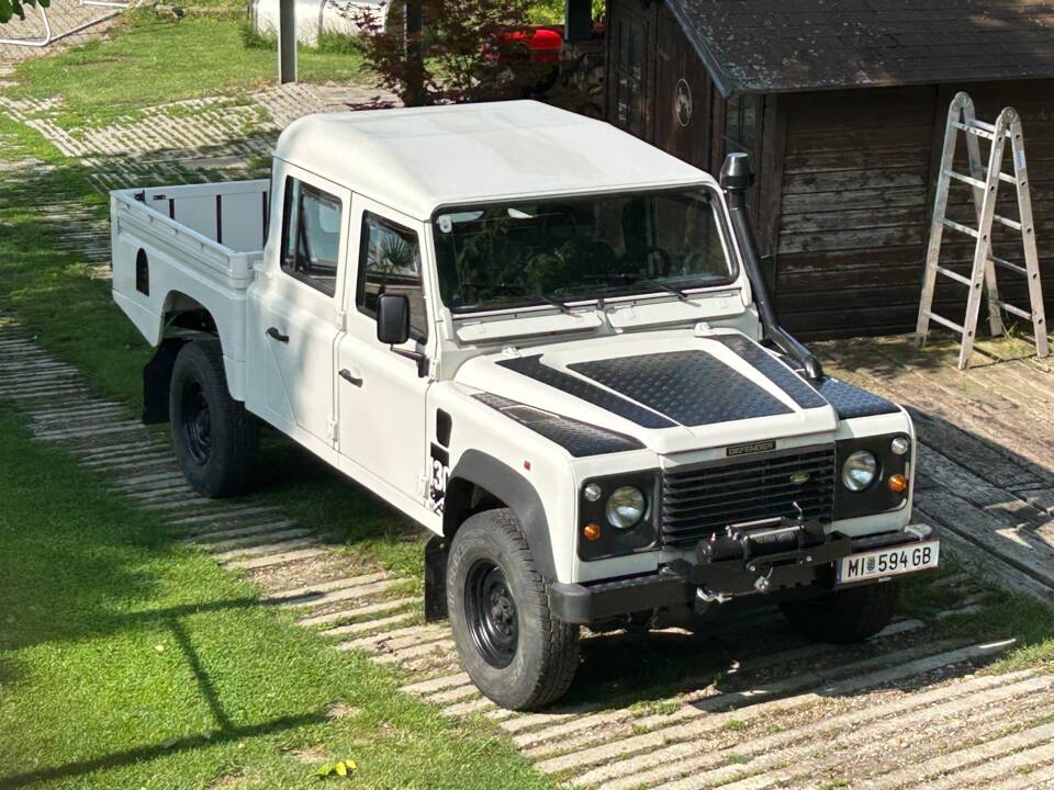 Bild 44/46 von Land Rover Defender 130 Double Cab (1998)