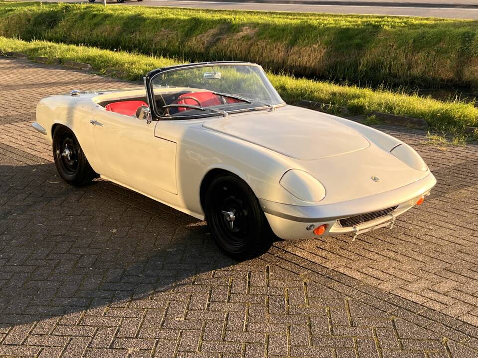 Image 1/8 of Lotus Elan (1965)