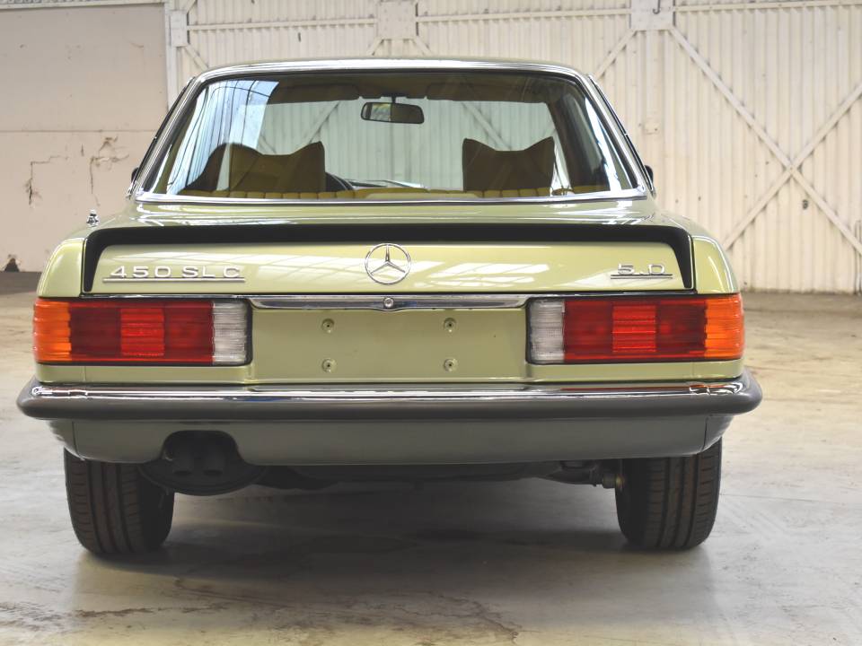 Immagine 6/67 di Mercedes-Benz 450 SLC 5,0 (1978)