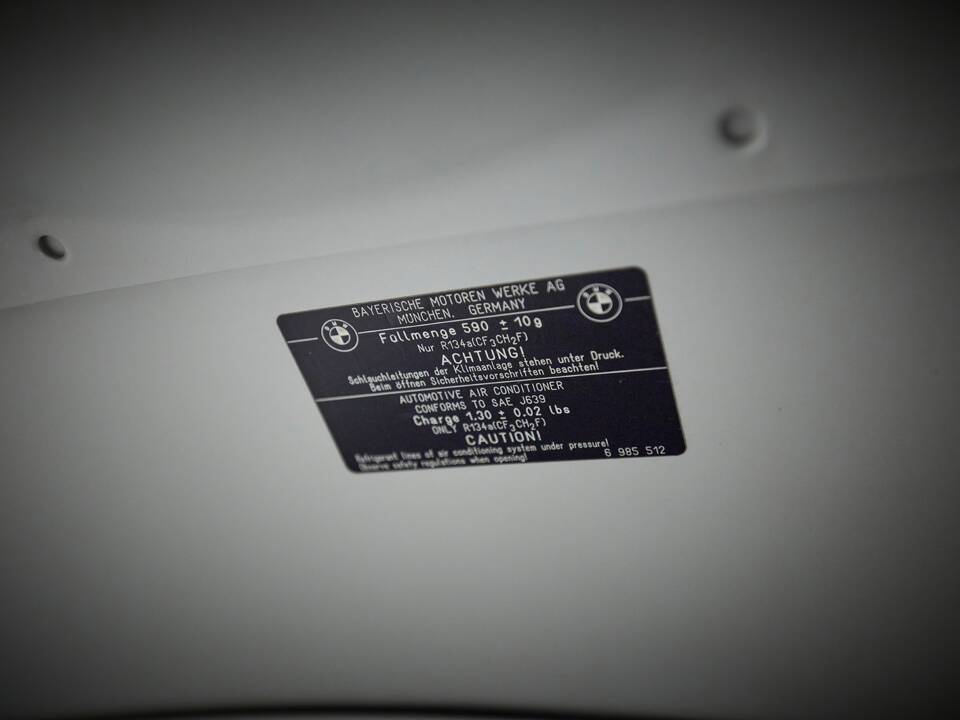 Image 100/100 of BMW M3 (2006)
