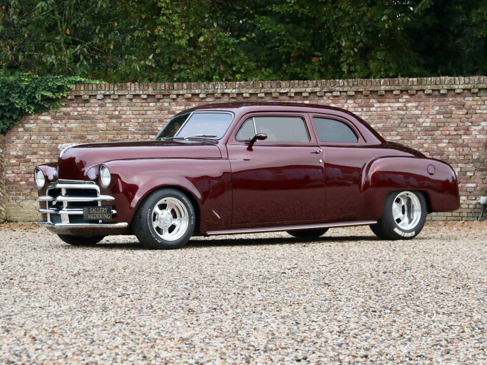 Image 14/50 of Plymouth Special Deluxe (1950)