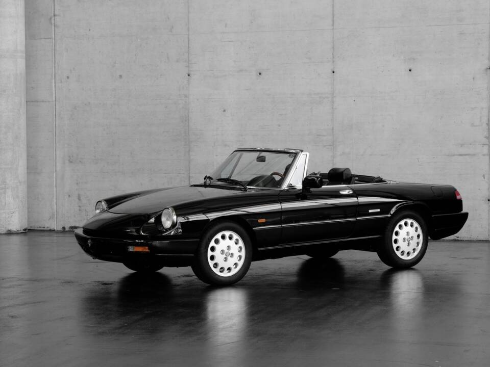 Bild 2/48 von Alfa Romeo 2.0 Spider (1993)