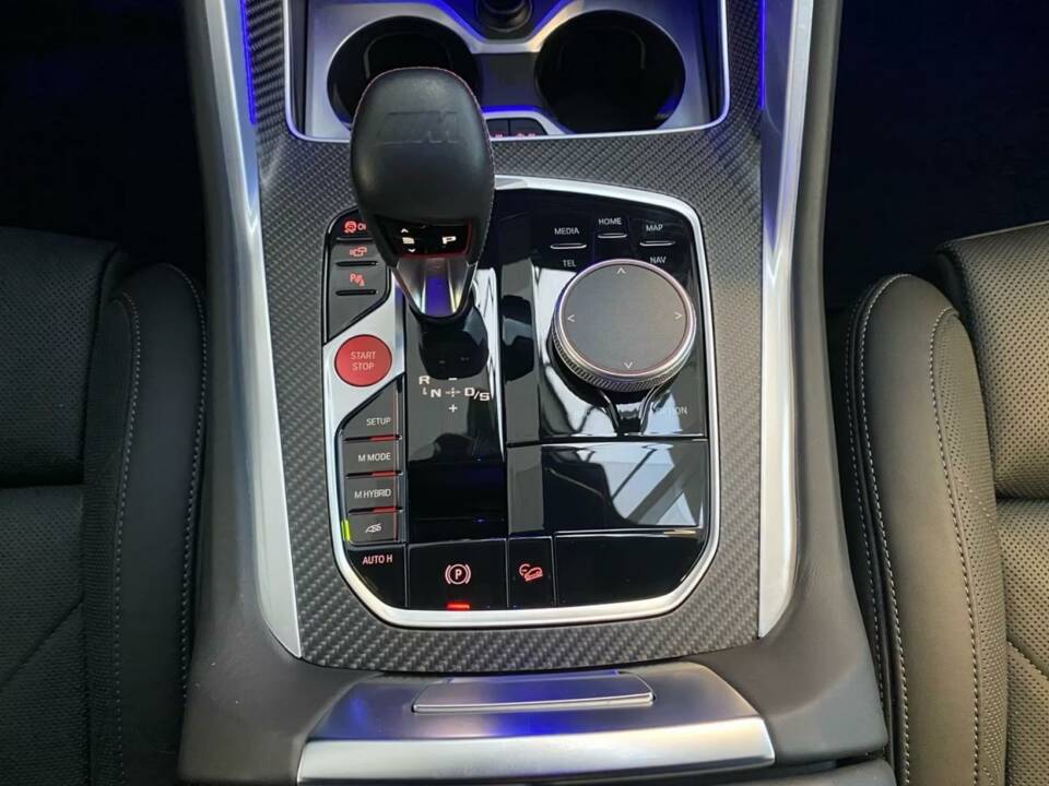 Image 9/12 of BMW XM (2024)