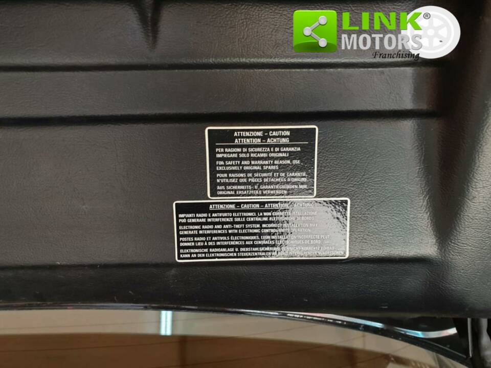 Bild 27/50 von Lancia Thema 8.32 (1989)