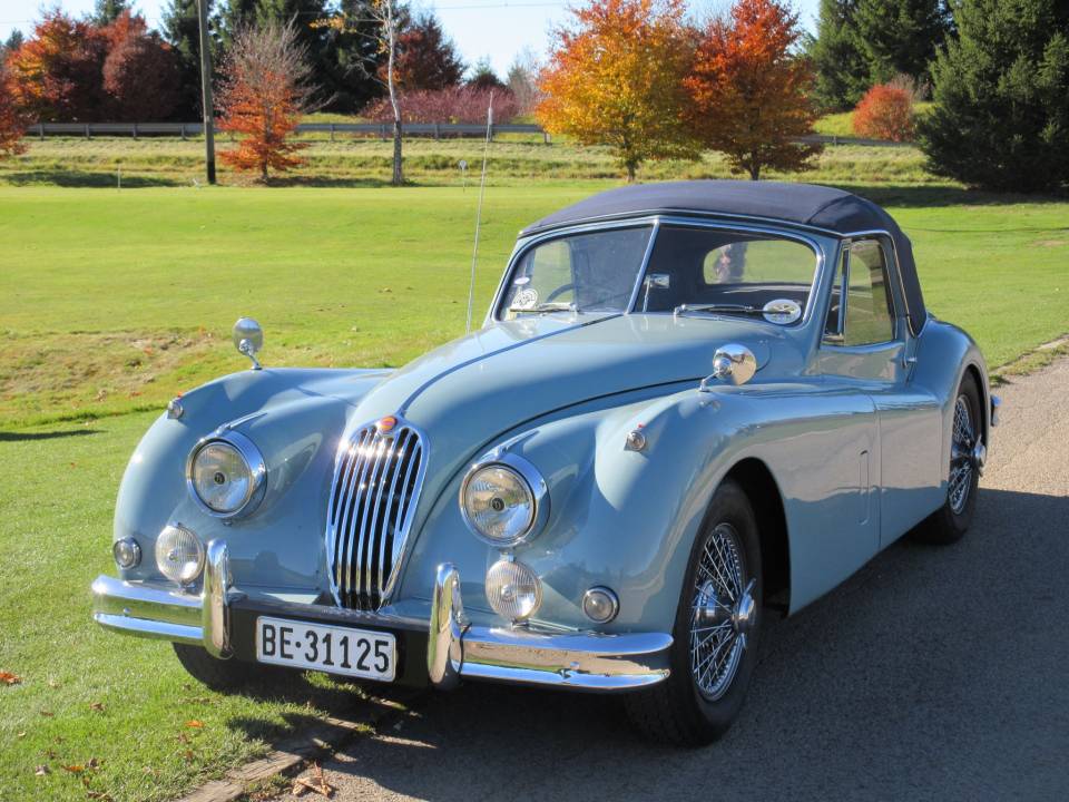Image 1/22 of Jaguar XK 140 DHC (1954)