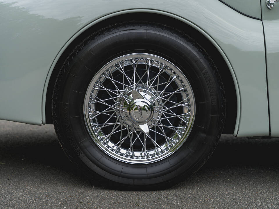 Imagen 24/52 de Jaguar XK 120 DHC (1953)