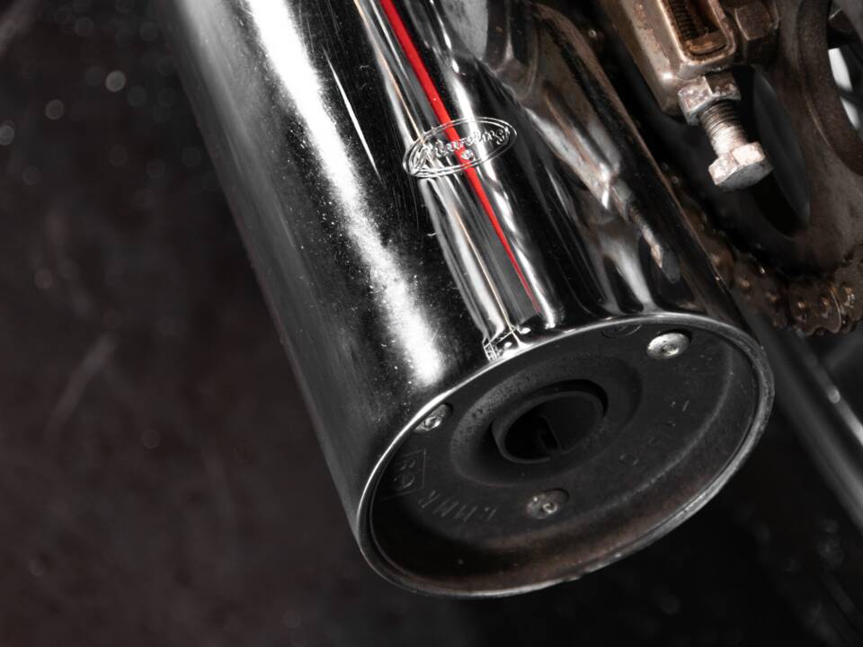 Image 37/40 of Kawasaki Z 400 (1975)