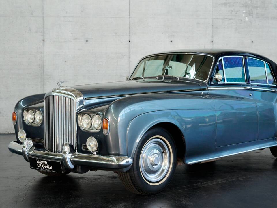 Image 2/50 of Bentley S 3 (1964)