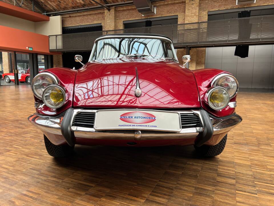 Immagine 4/33 di Citroën DS 19 Usine (1963)