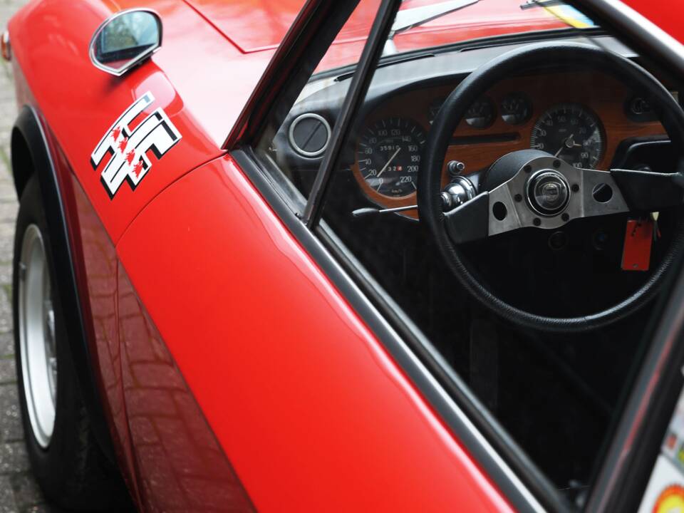 Imagen 9/43 de Lancia Fulvia Rallye HF 1.6 (1970)