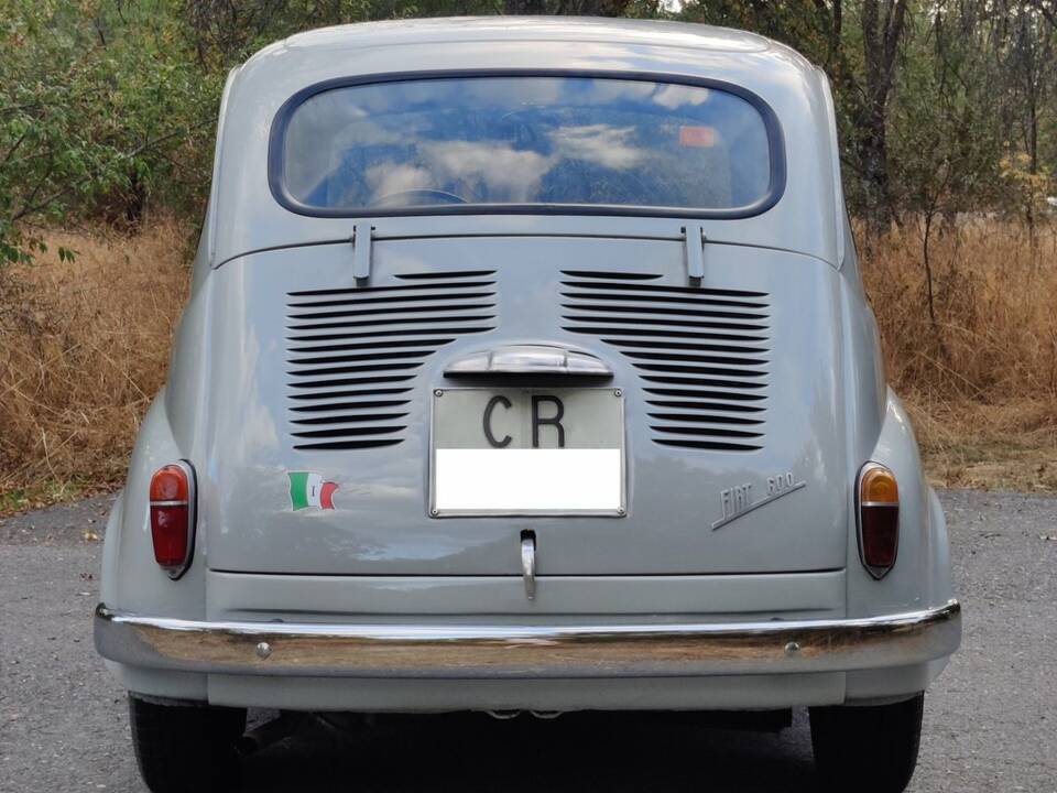 Obraz 7/8 pojazdu FIAT 600 (1955)