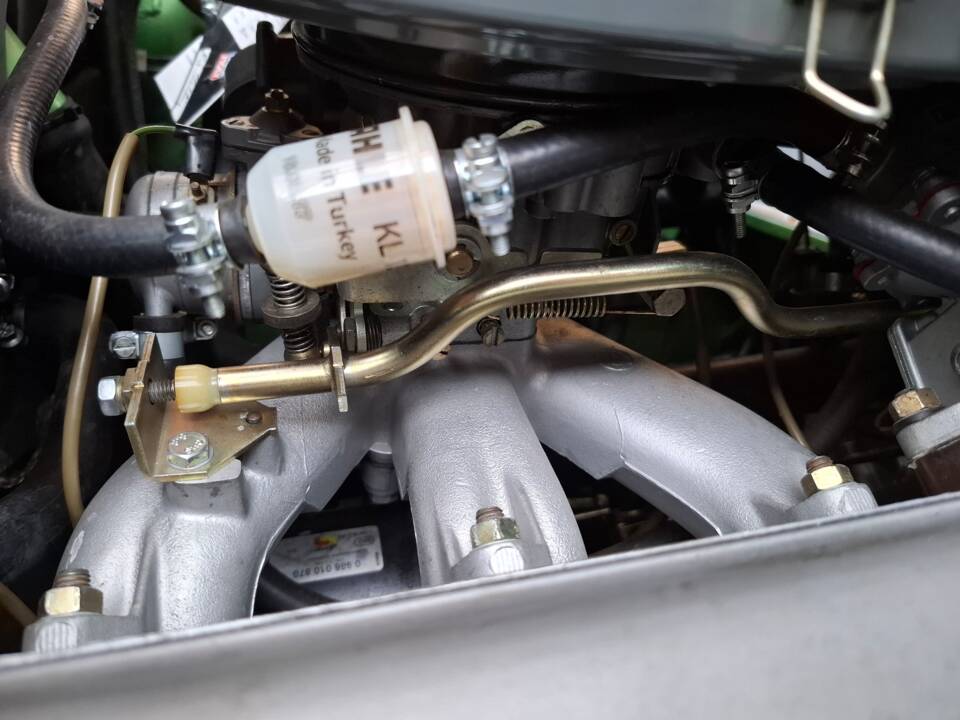 Image 23/43 of BMW 2,5 CS (1975)