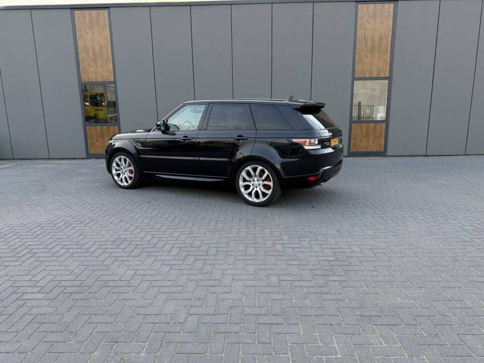 Image 4/18 de Land Rover Range Rover Sport V6 (2016)