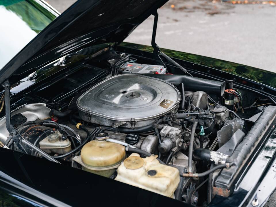 Image 29/30 de Mercedes-Benz 500 SL (1983)