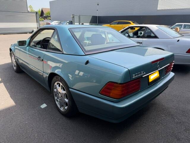 Image 5/17 of Mercedes-Benz 300 SL-24 (1992)