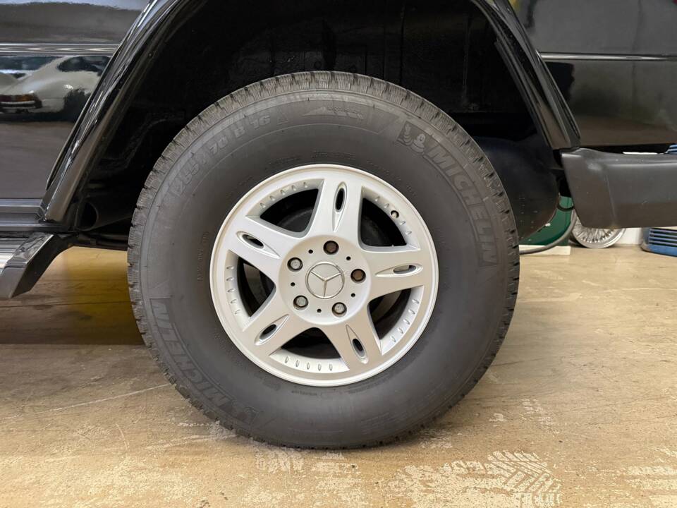 Bild 14/21 von Mercedes-Benz 280 GE (kurz) (1984)