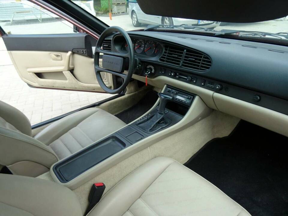 Bild 12/21 von Porsche 944 (1987)