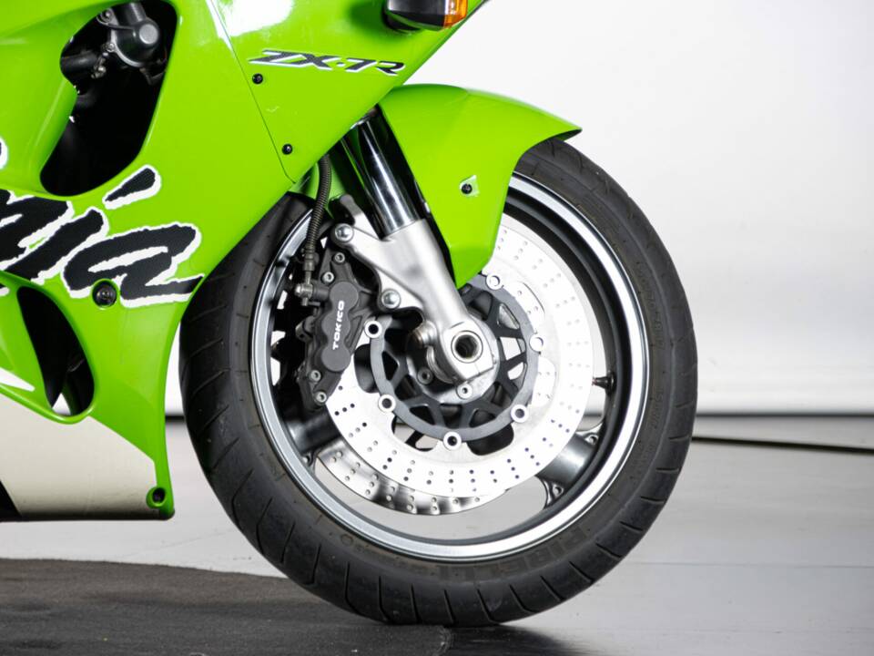 Obraz 30/50 pojazdu Kawasaki Ninja 750 ZX-7R (1999)
