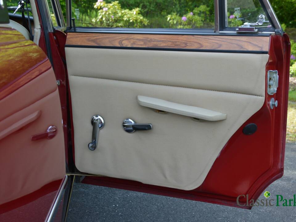 Image 18/50 of Rover 2000 TC (1976)