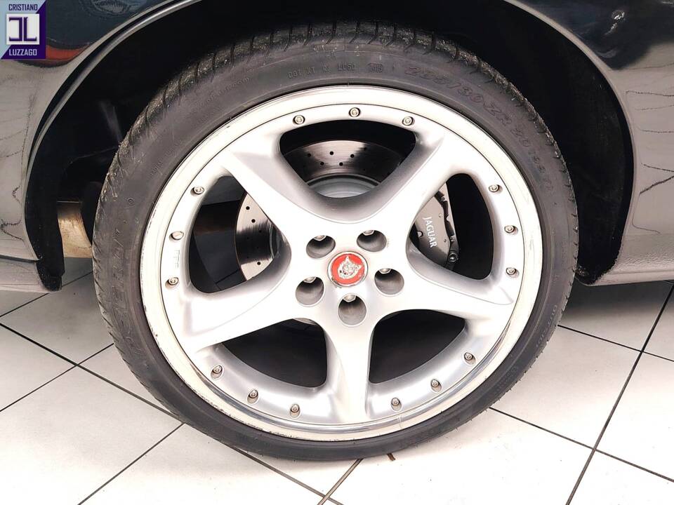 Bild 18/65 von Jaguar XKR (1998)